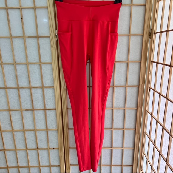 Gymshark Sculpt Leggings (Powder Red) - Picture 6 of 7